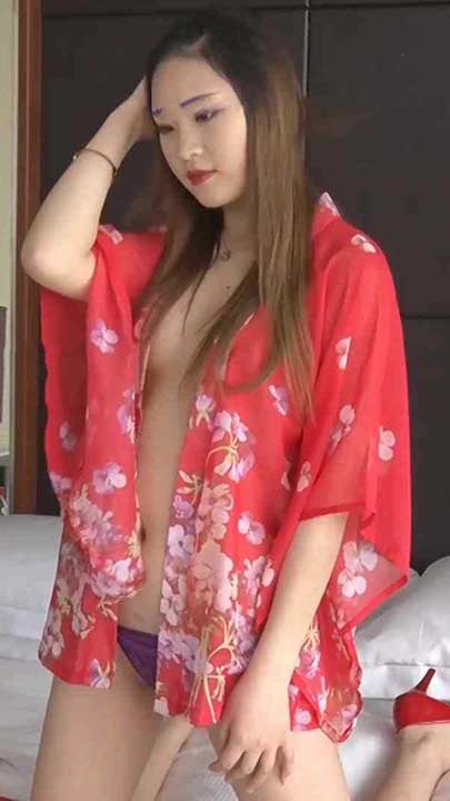 PANS 淘淘 甜美御姐大长腿，超性感古风微露穴，酒店里搔首弄姿好美1V