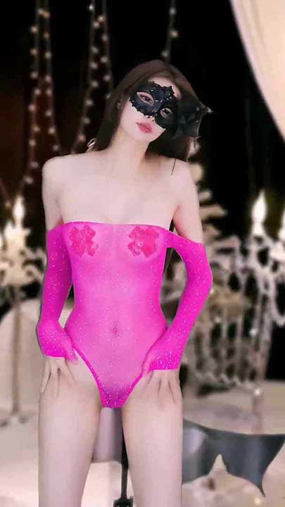 网易CC 白妖妖 土豪群定制骚舞大尺度8V【1.61G】