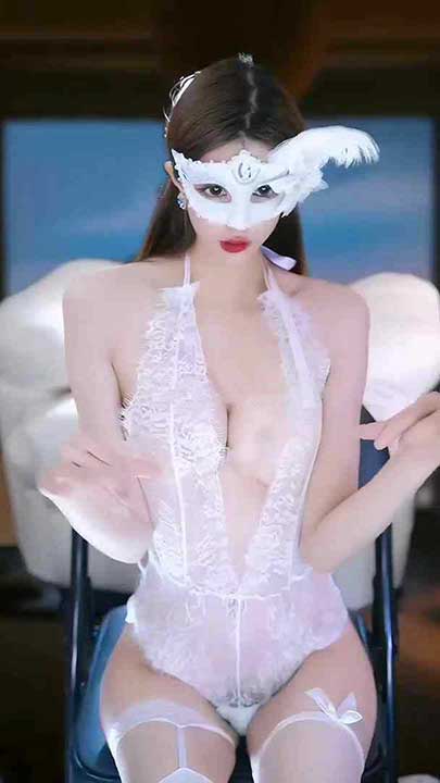 网易CC 白妖妖 8月全新定制热舞9V【2.4G】