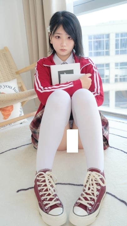 萝莉系 素人渔夫【小枫】JK服清纯美少女 大尺度私拍 4K画质 116P 1V (6.1G)