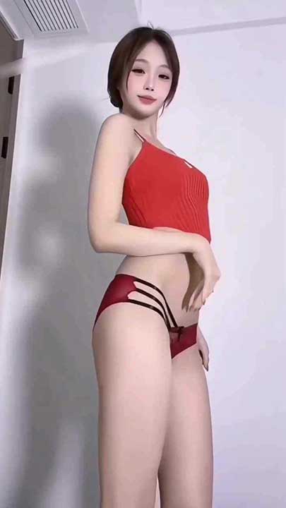 快手 小雯胖几 92W粉主播，福利私拍吐奶内衣骚舞7V【0.99G】