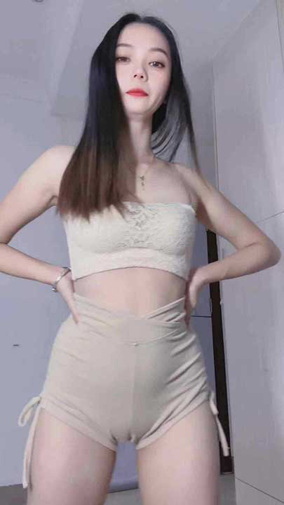 快手 燕儿 顶级VIP10月骆驼趾骚B顶顶舞14V【2.6G】