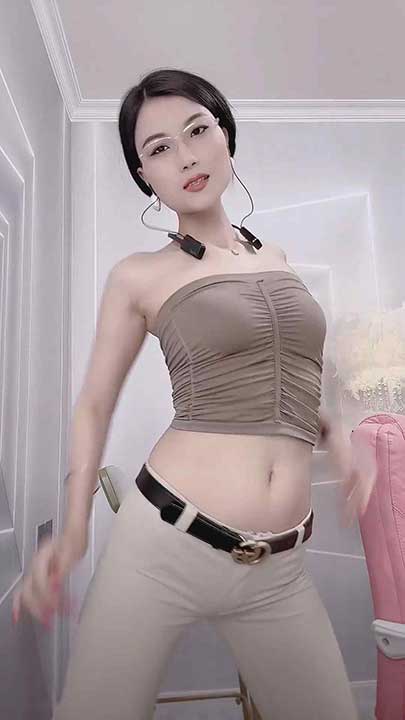 快手 冷美人 熟女御姐骚舞诱惑73V【6.52G】