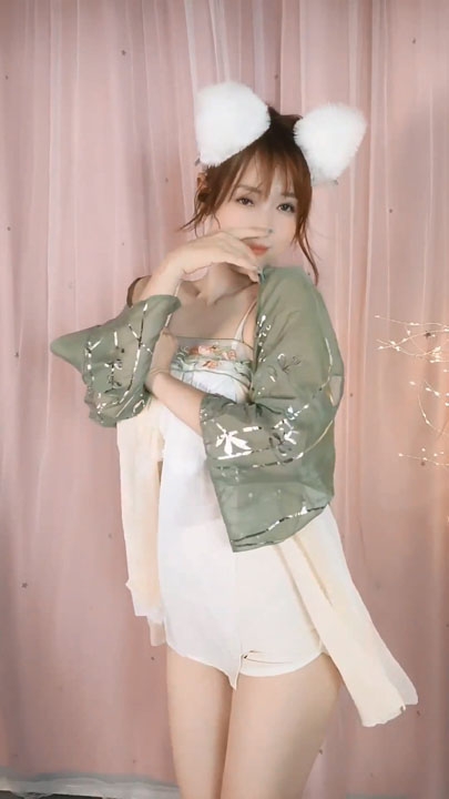 【广场舞】巧小君–33期，高清热舞福利30V【1.7G】