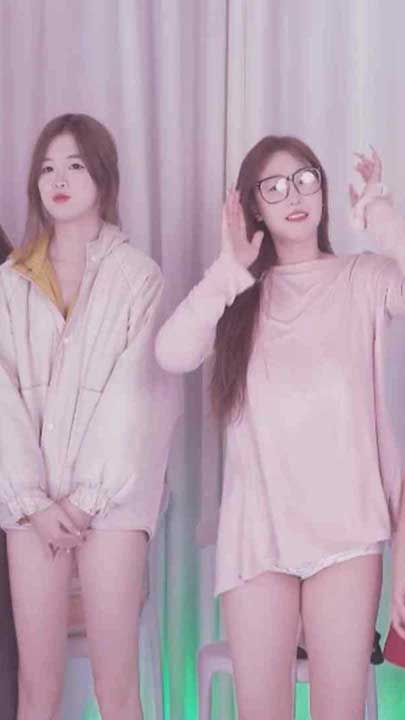 ST站 超人气女团YC 111全员真开票惩罚秀2V【2.66G】