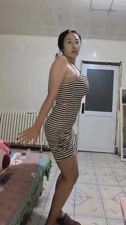 快手 李恬恬 巨乳少妇全裸抖奶20V【1.3G】