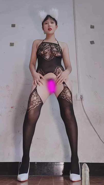 快手 张丽 新番定制私拍换装动感裸舞4V【1.86G】