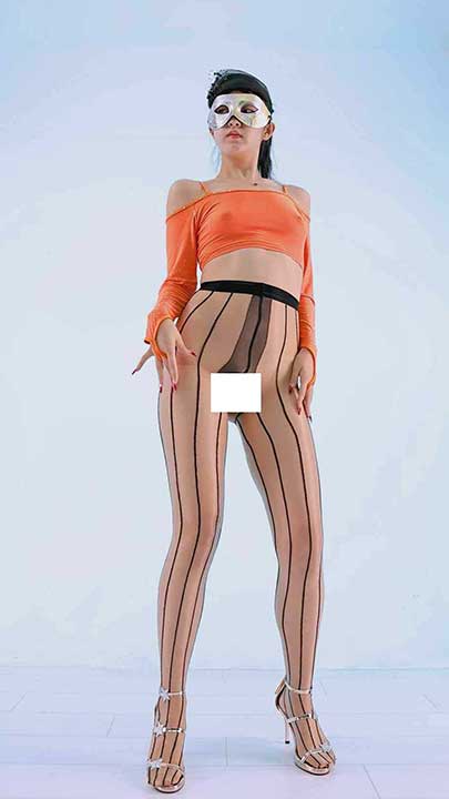 4K 日月俱乐部 小后 高级裸舞流出2V【2.49G】