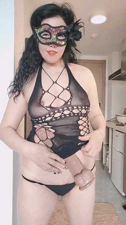 抖音 魔都北北 长发气质熟女，情趣内衣道具7V