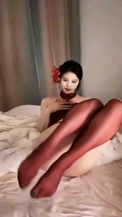 快手 刘屾 冷艳美女主播骚内福利定制3V【0.7G】