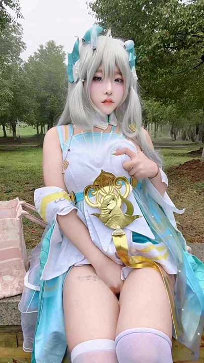 抖音 兔康康 抖音高颜萌妹，大尺度定制室内+室外5V【1.2G】